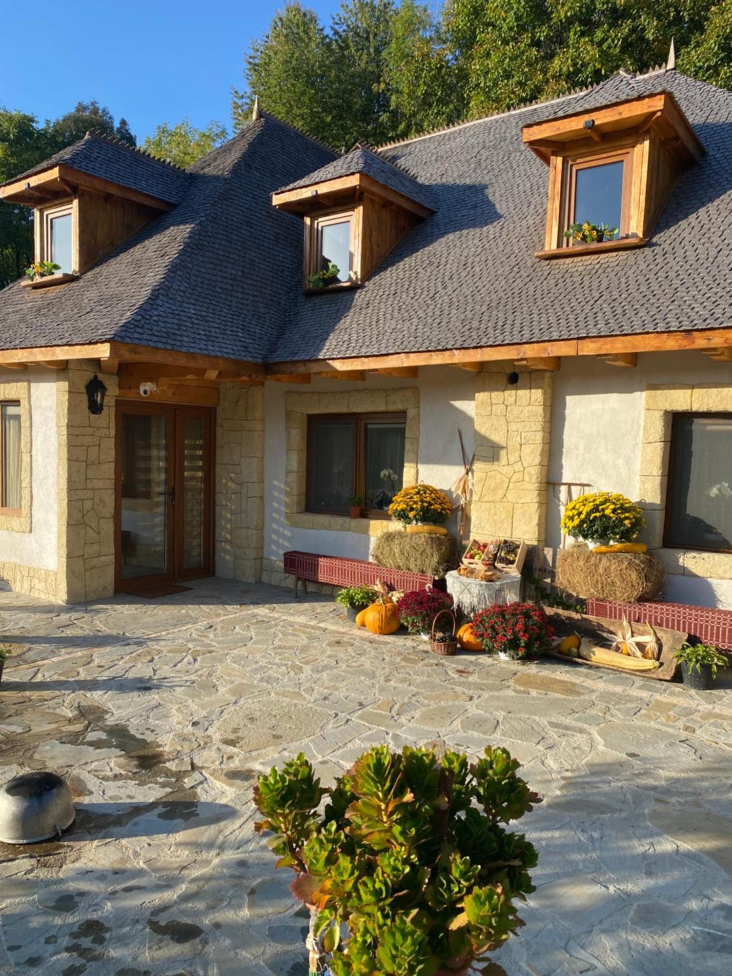 Casa Cu Sindrila Villa Vălenii de Munte Exteriör bild