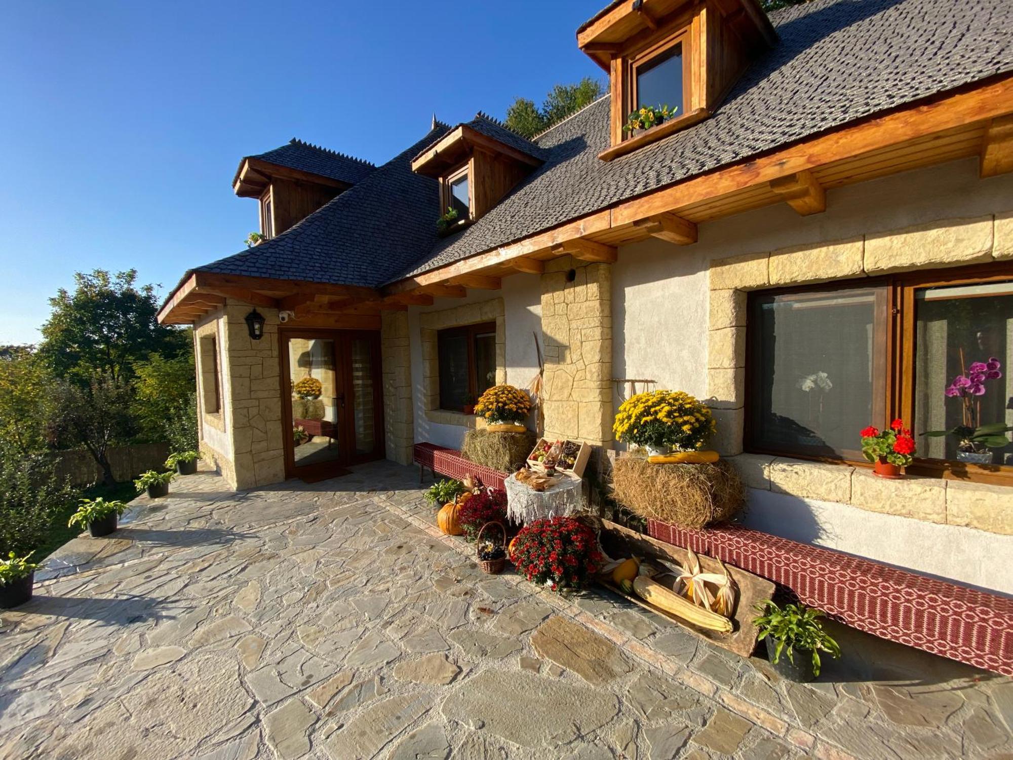 Casa Cu Sindrila Villa Vălenii de Munte Exteriör bild