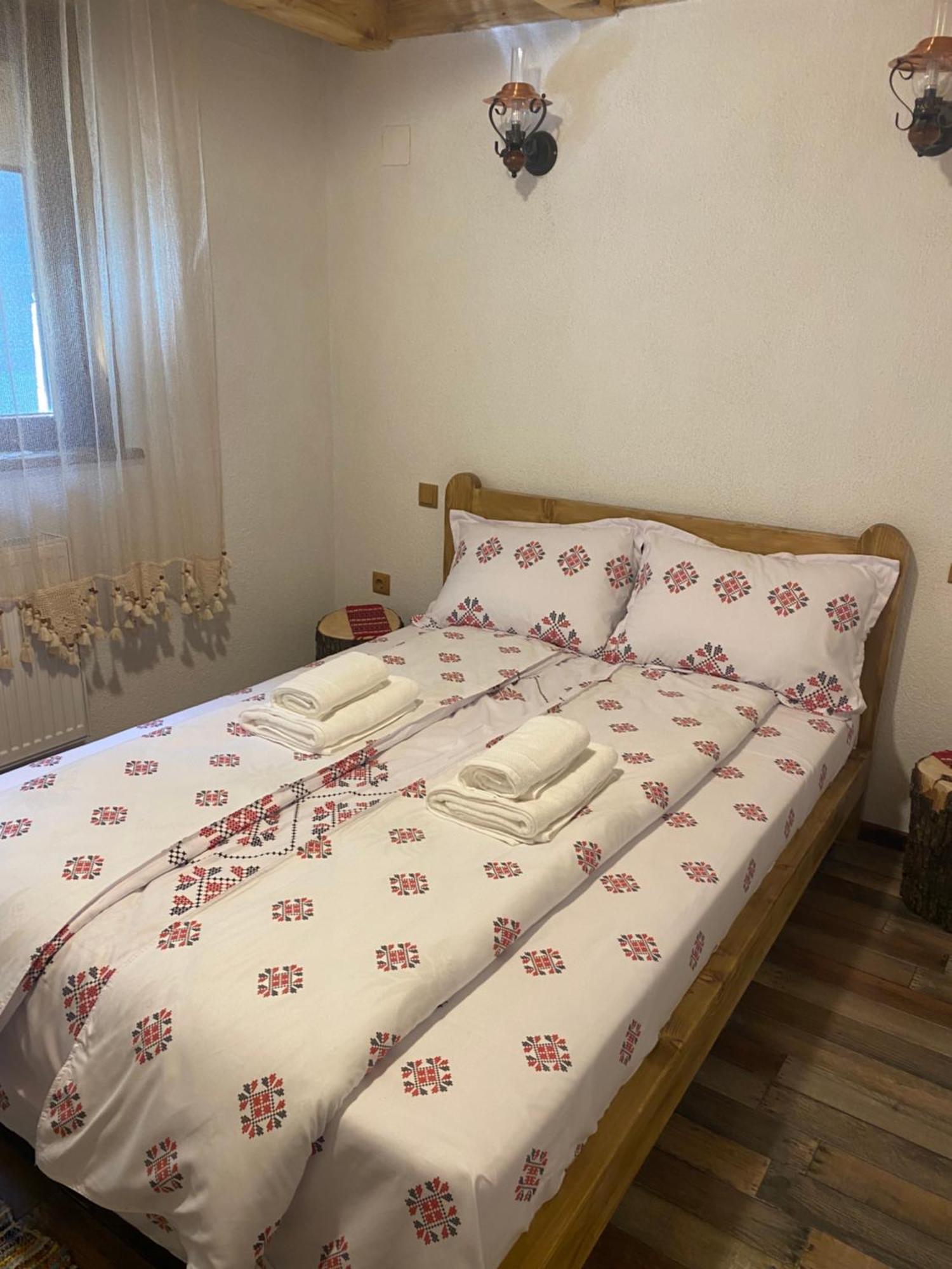 Casa Cu Sindrila Villa Vălenii de Munte Exteriör bild