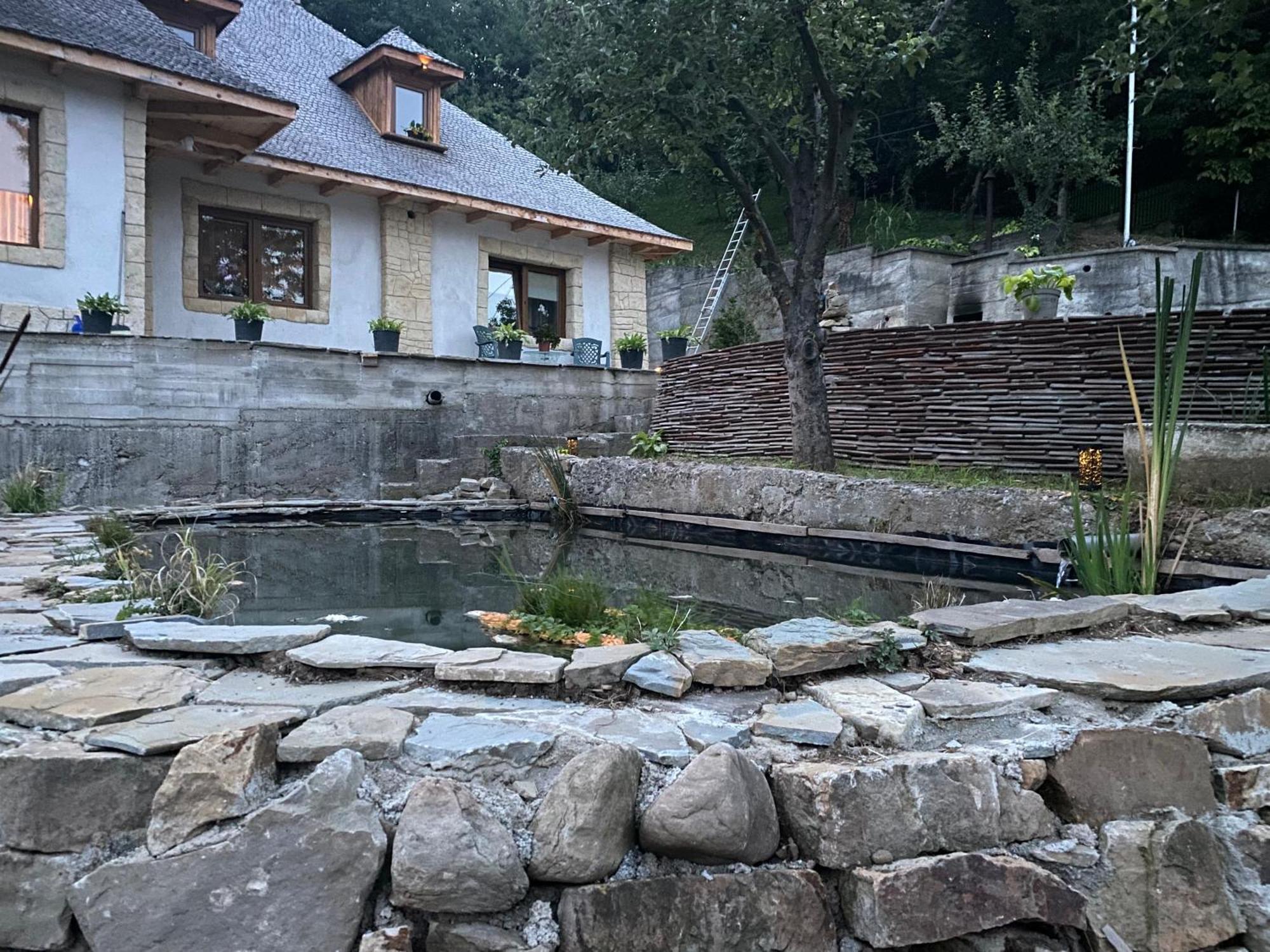 Casa Cu Sindrila Villa Vălenii de Munte Exteriör bild