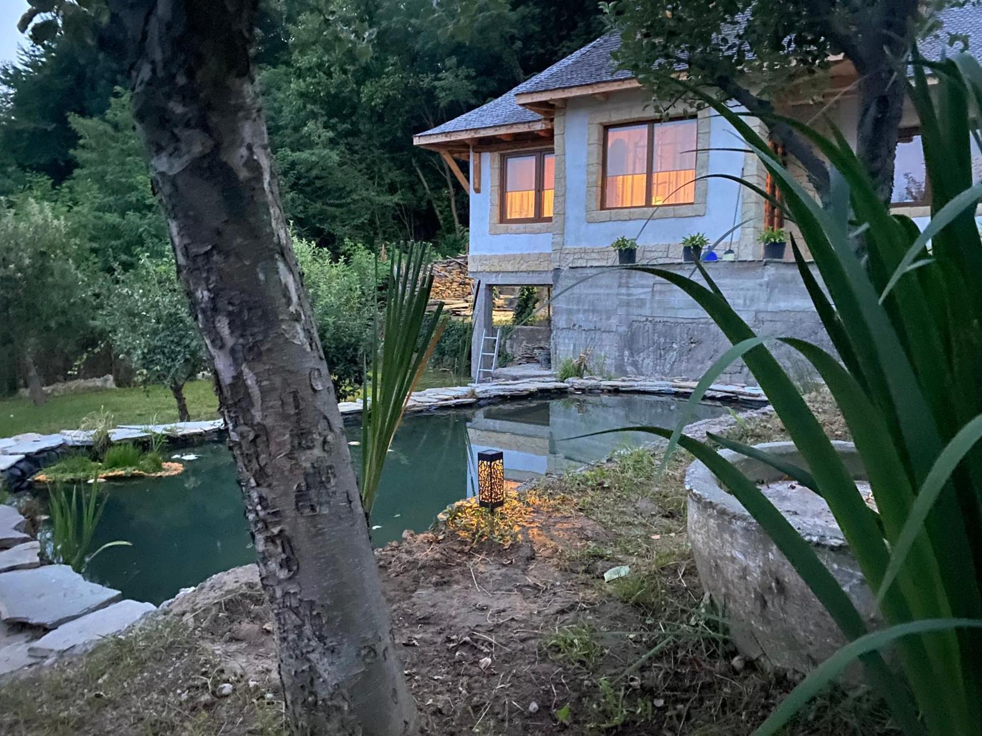Casa Cu Sindrila Villa Vălenii de Munte Exteriör bild